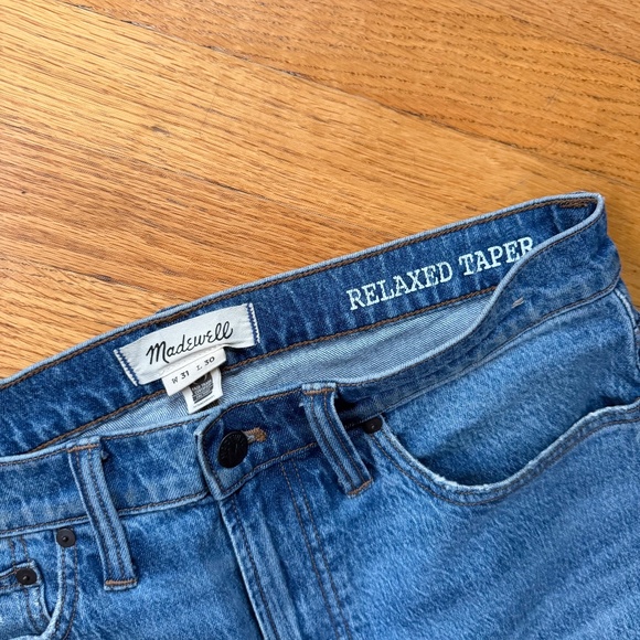 Madewell Relaxed Taper Jeans in Marcey Wash - Picture 3 of 6